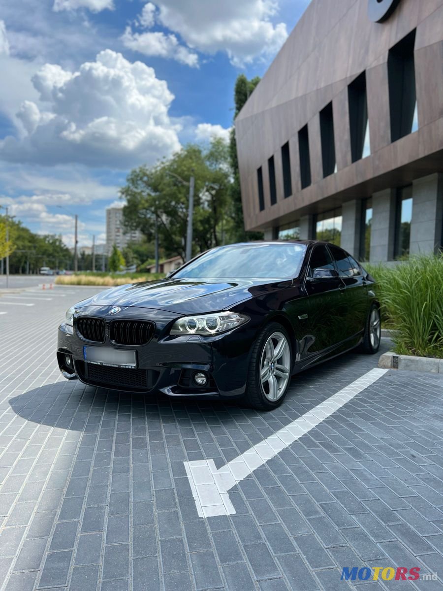 2017' BMW 5 Series photo #2