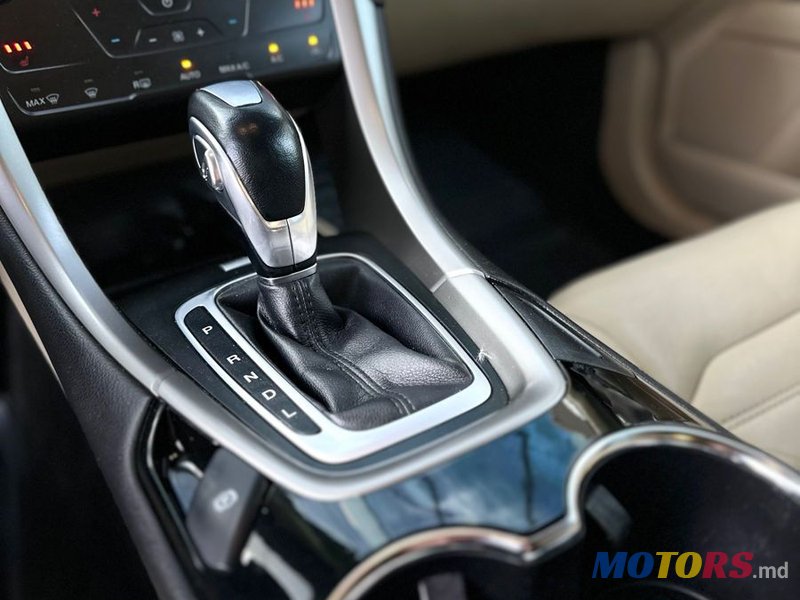 2014' Ford Fusion photo #5