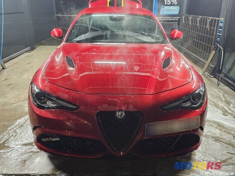 2018' Alfa Romeo Giulia photo #2