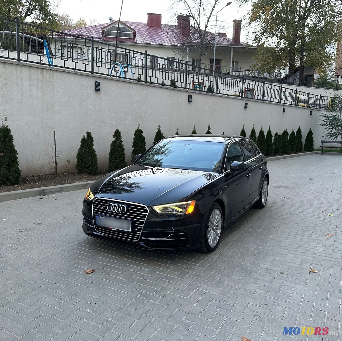 2016' Audi A3 E-Tron photo #1