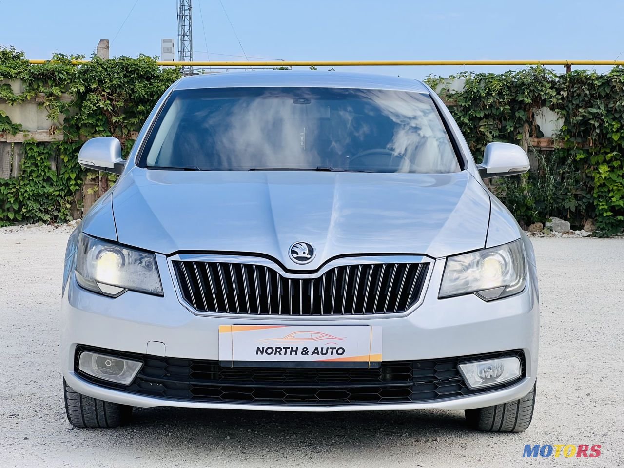 2015' Skoda Superb photo #2