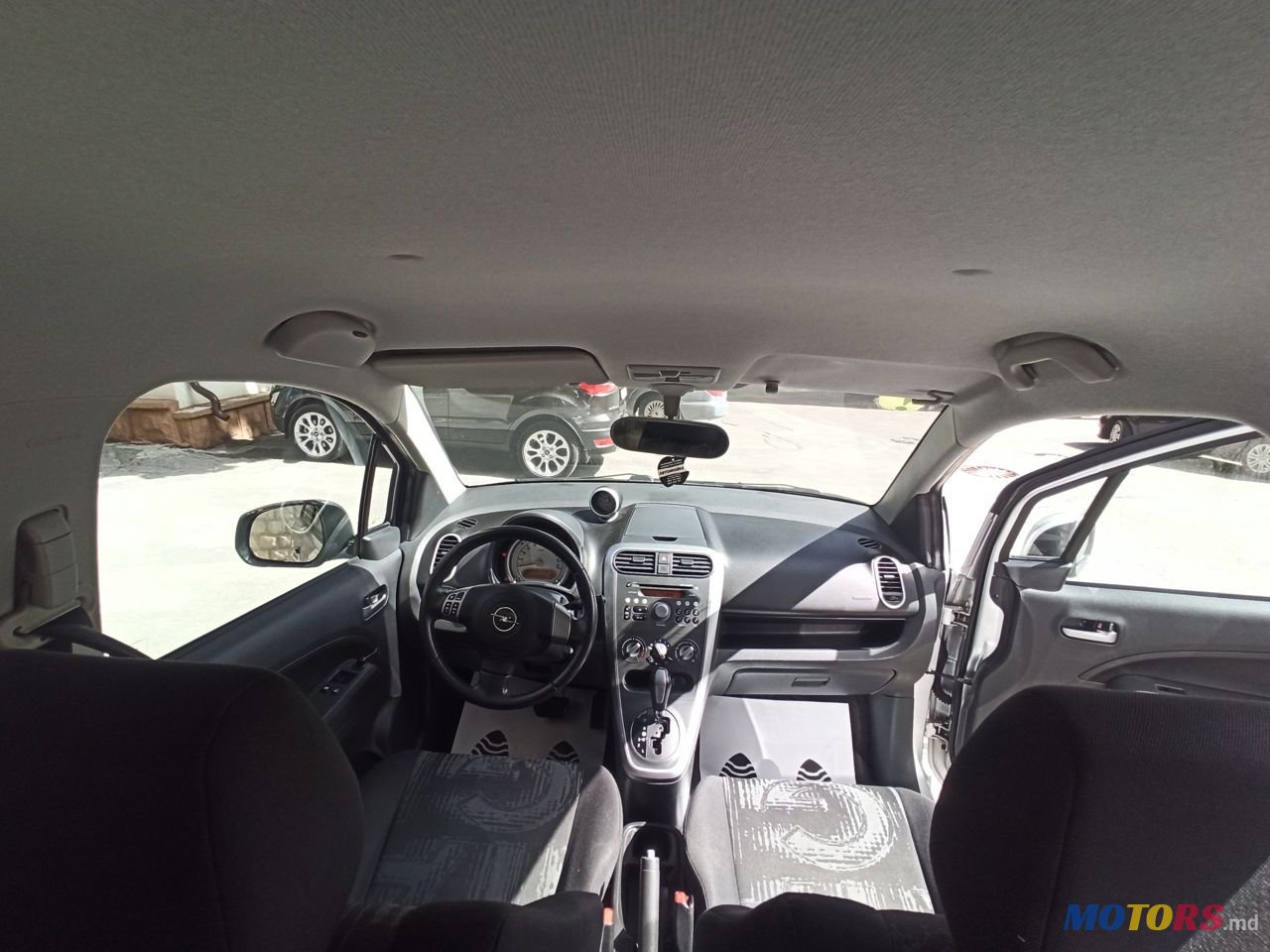 2011' Opel Agila photo #3