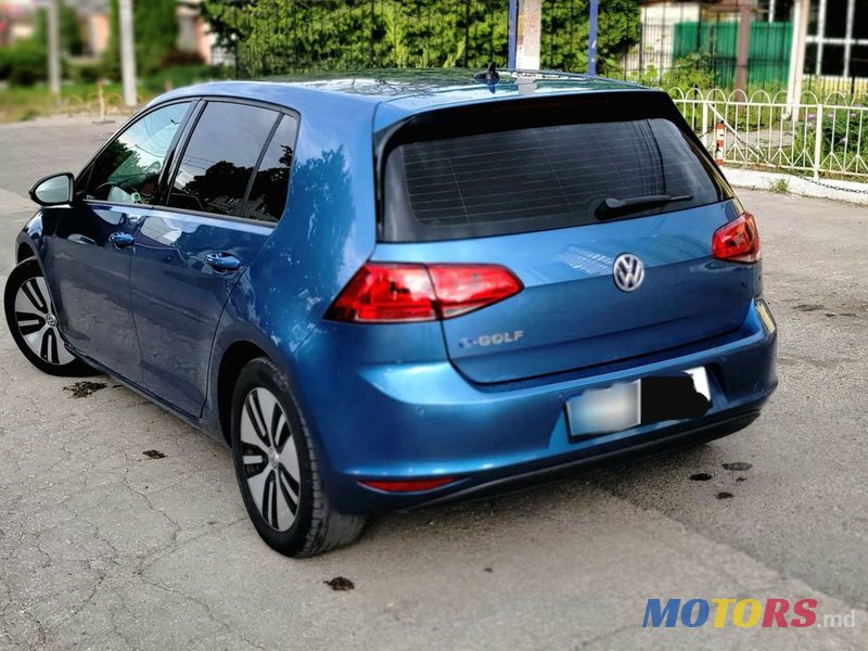 2014' Volkswagen Golf photo #6