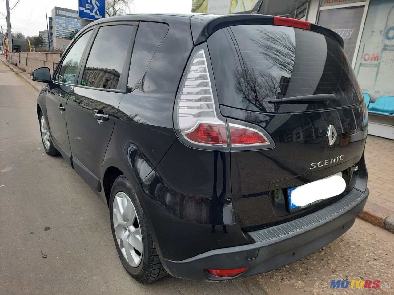 2012' Renault Scenic photo #4