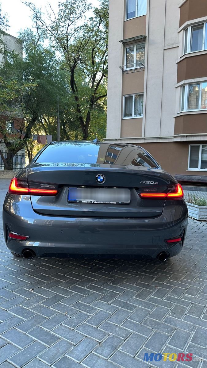 2020' BMW 3 Series photo #3