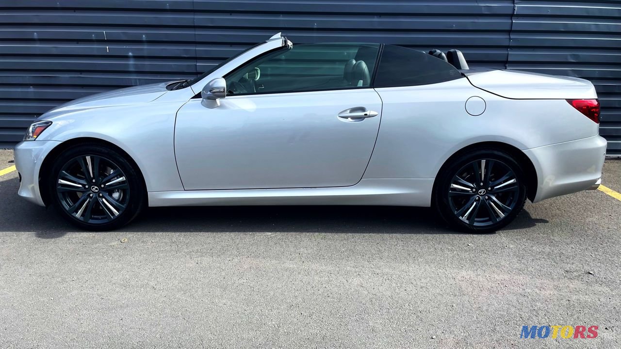 2013' Lexus Is Series photo #4