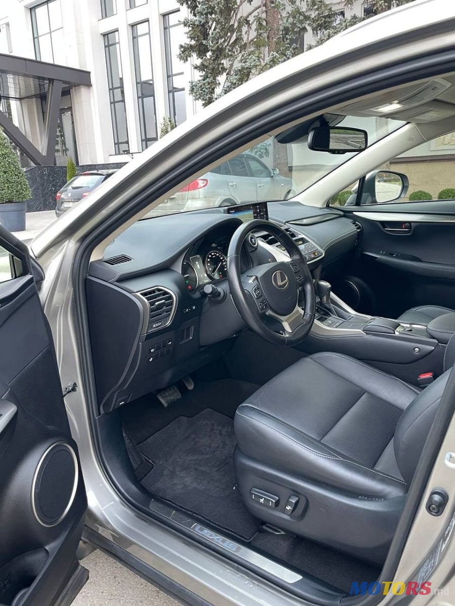 2020' Lexus Nx Series photo #5