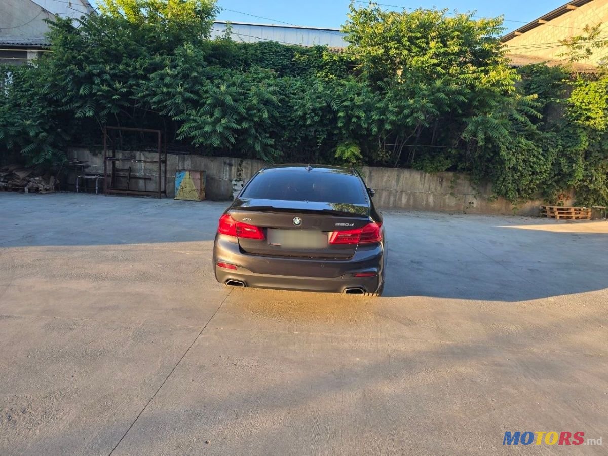 2017' BMW 5 Series photo #3