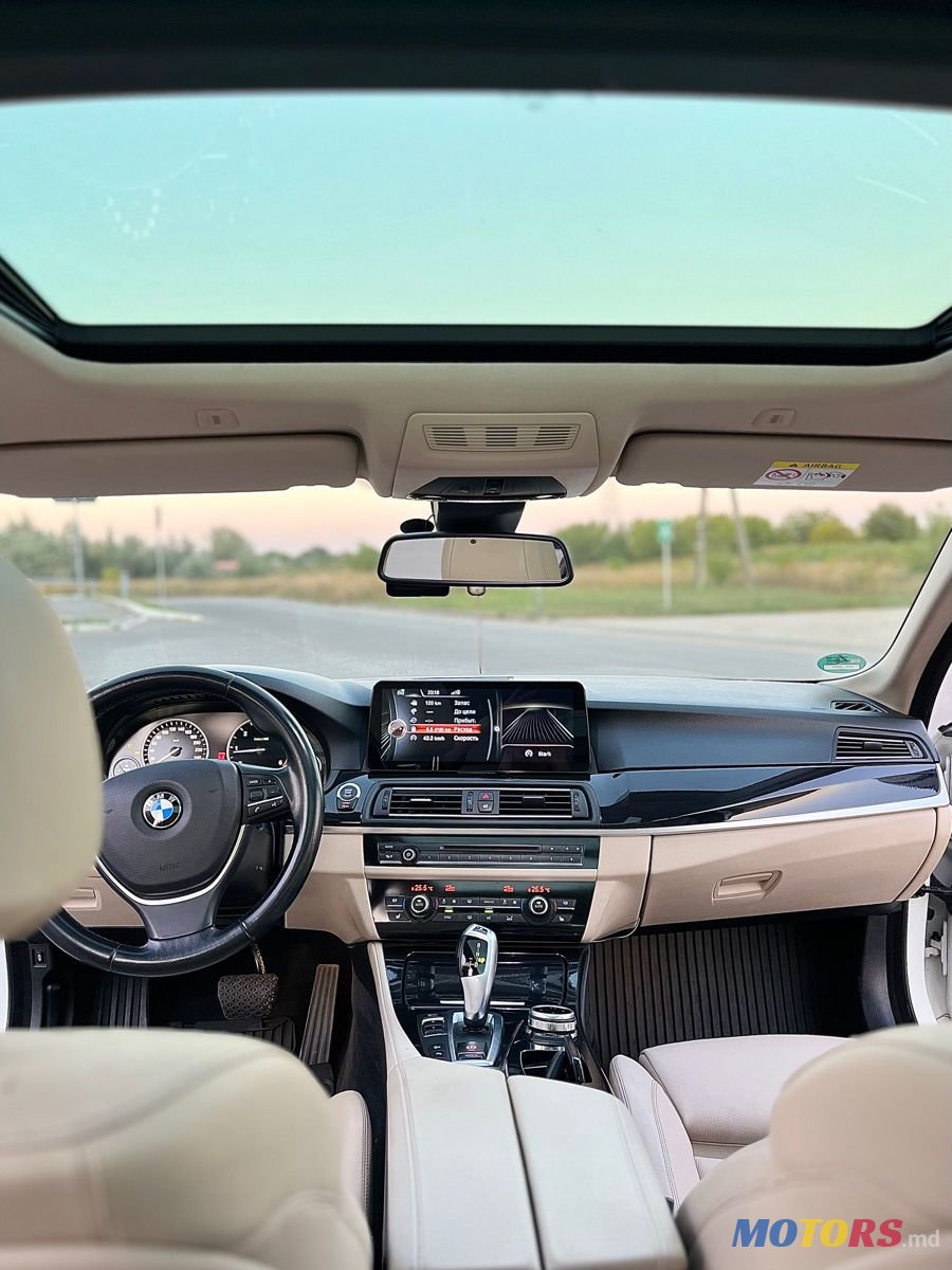 2015' BMW 5 Series photo #5