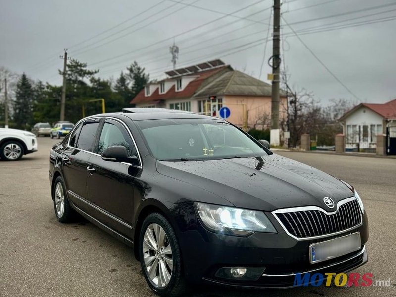 2014' Skoda Superb photo #4