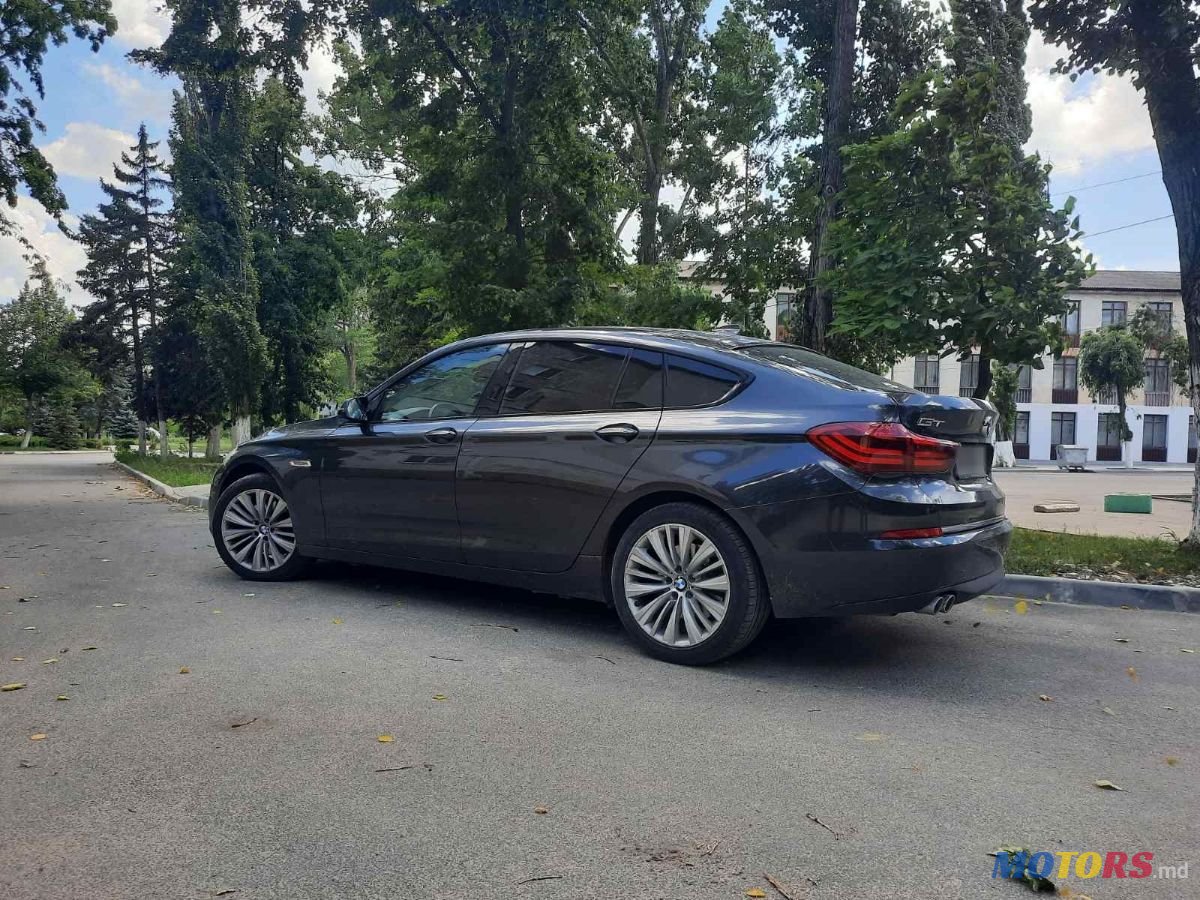 2015' BMW 5 Series GT photo #1