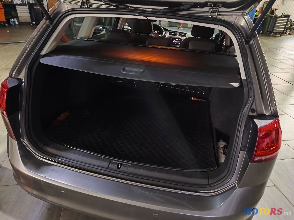 2013' Volkswagen Golf photo #4