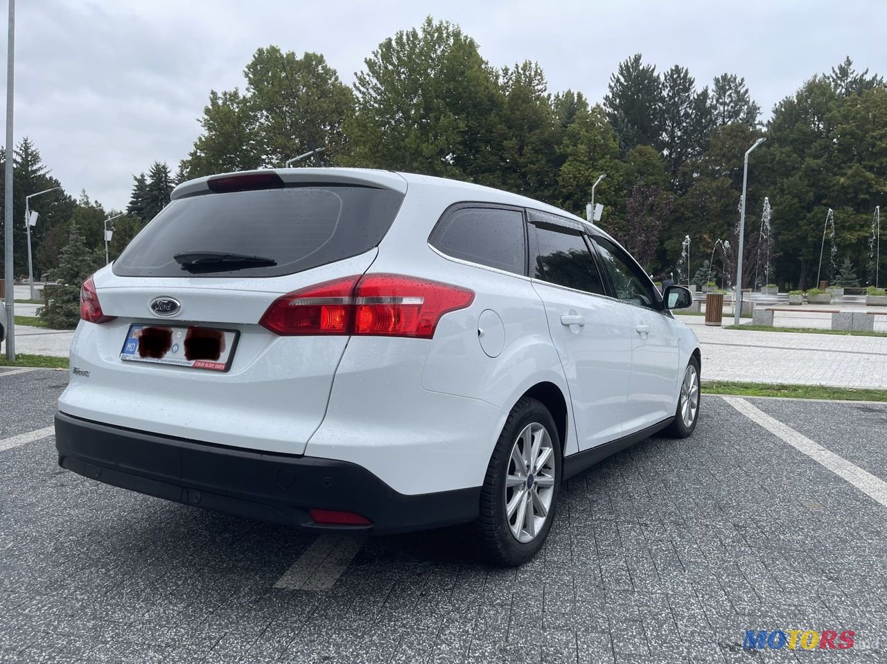 2016' Ford Focus photo #5