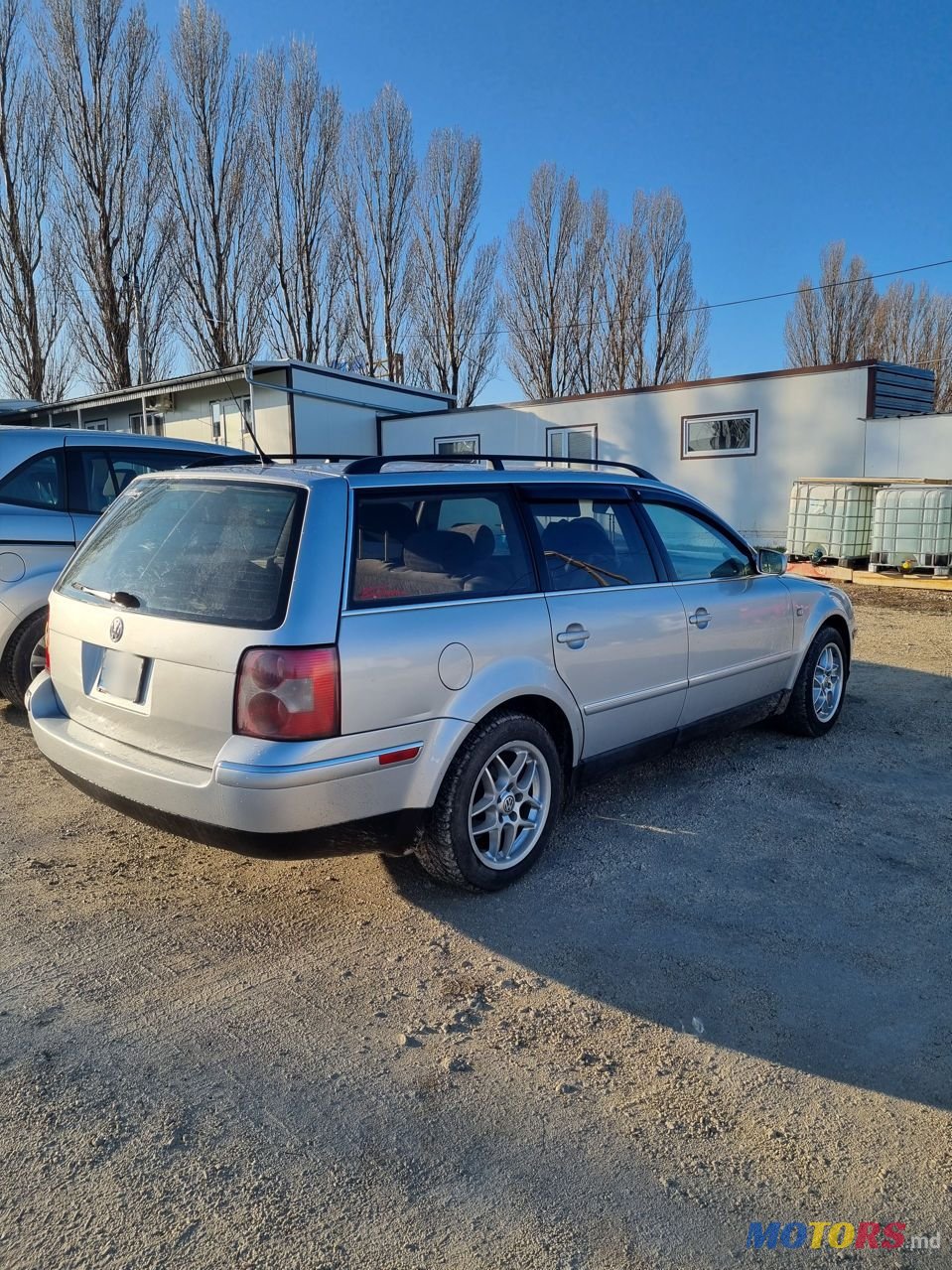 2002' Volkswagen Passat photo #2