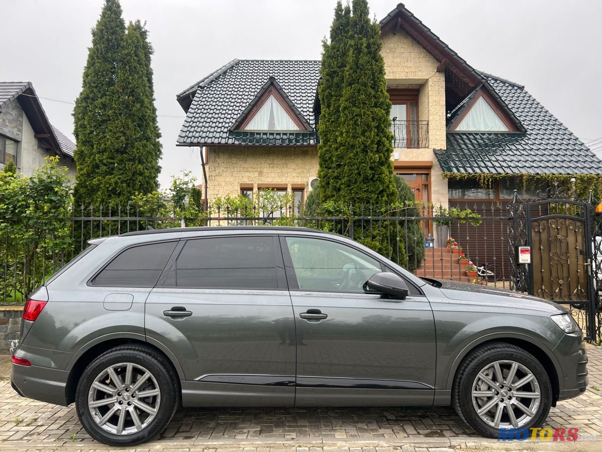 2018' Audi Q7 photo #1