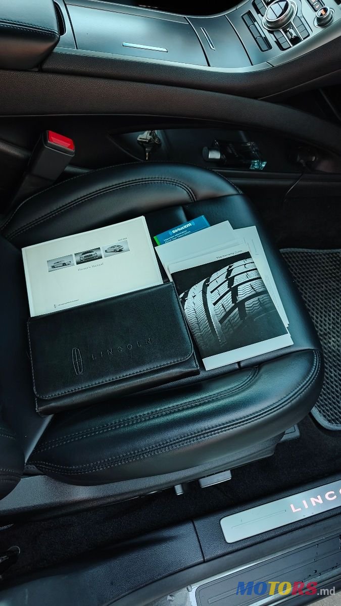 2017' Lincoln MKZ photo #6