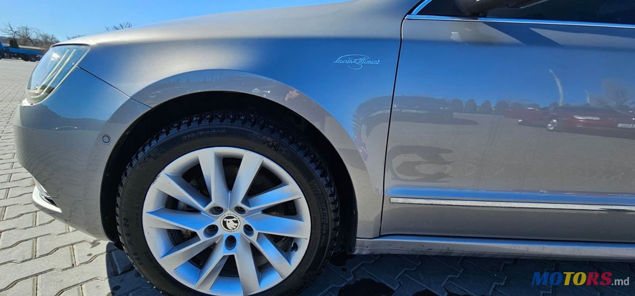 2014' Skoda Superb photo #2