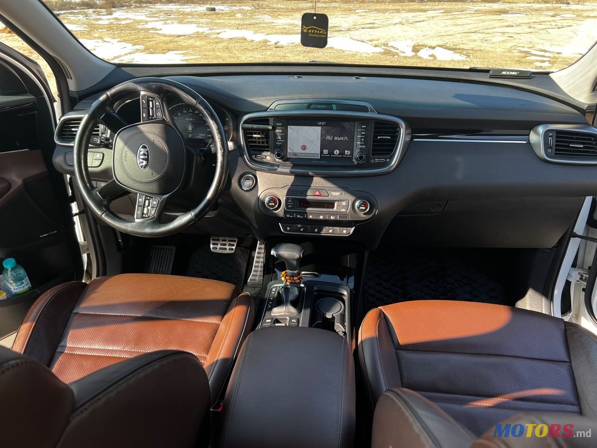 2018' Kia Sorento photo #5