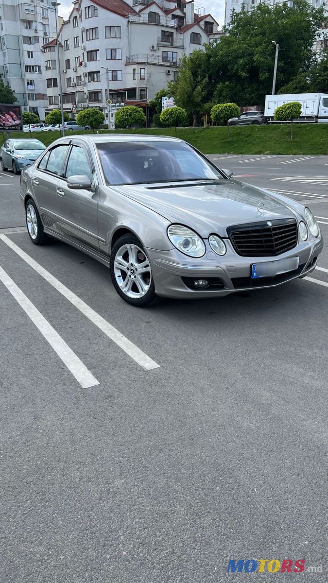 2007' Mercedes-Benz E-Class photo #1