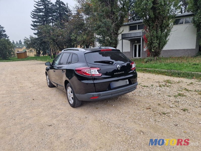 2014' Renault Megane photo #6