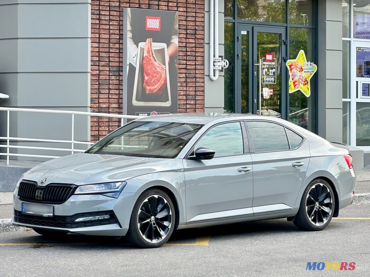 2020' Skoda Superb photo #2