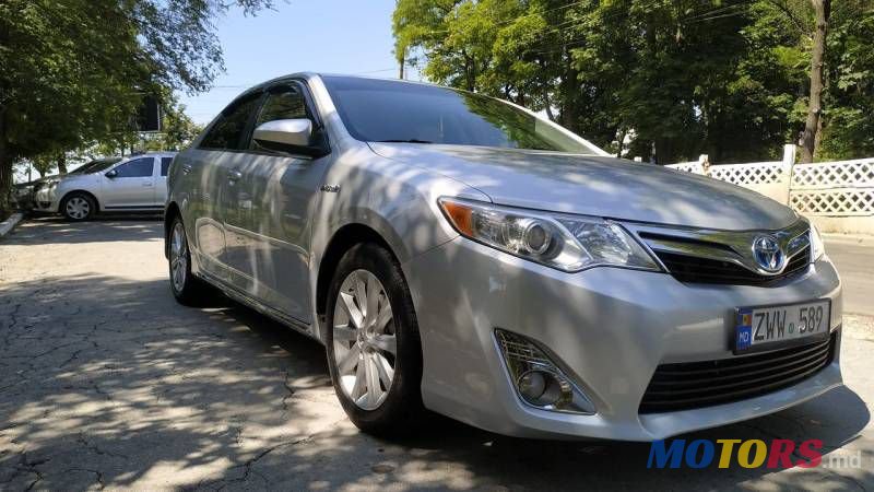 2012' Toyota Camry photo #1