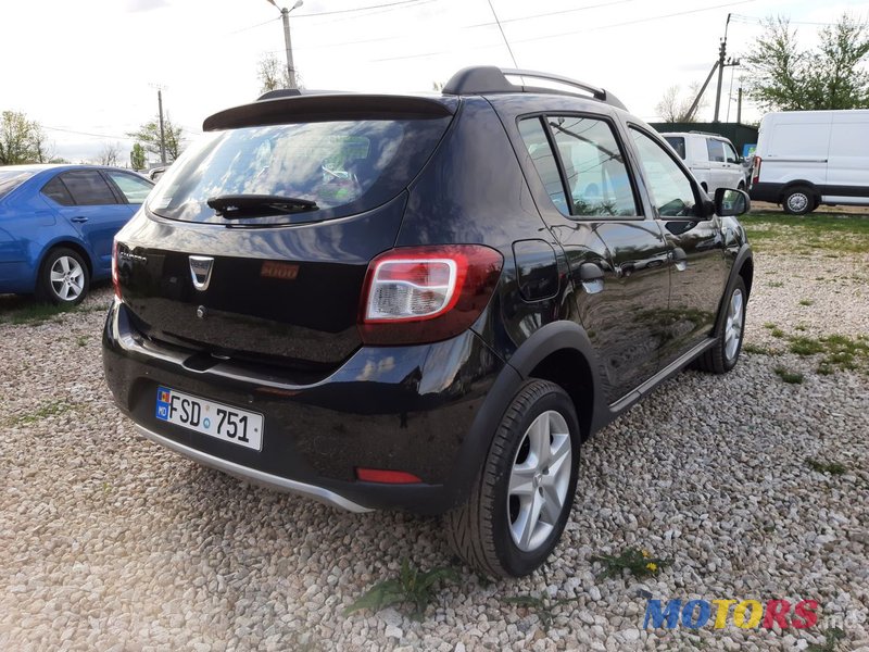 2014' Dacia Sandero Stepway photo #6