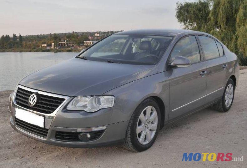 2008' Volkswagen Passat photo #1