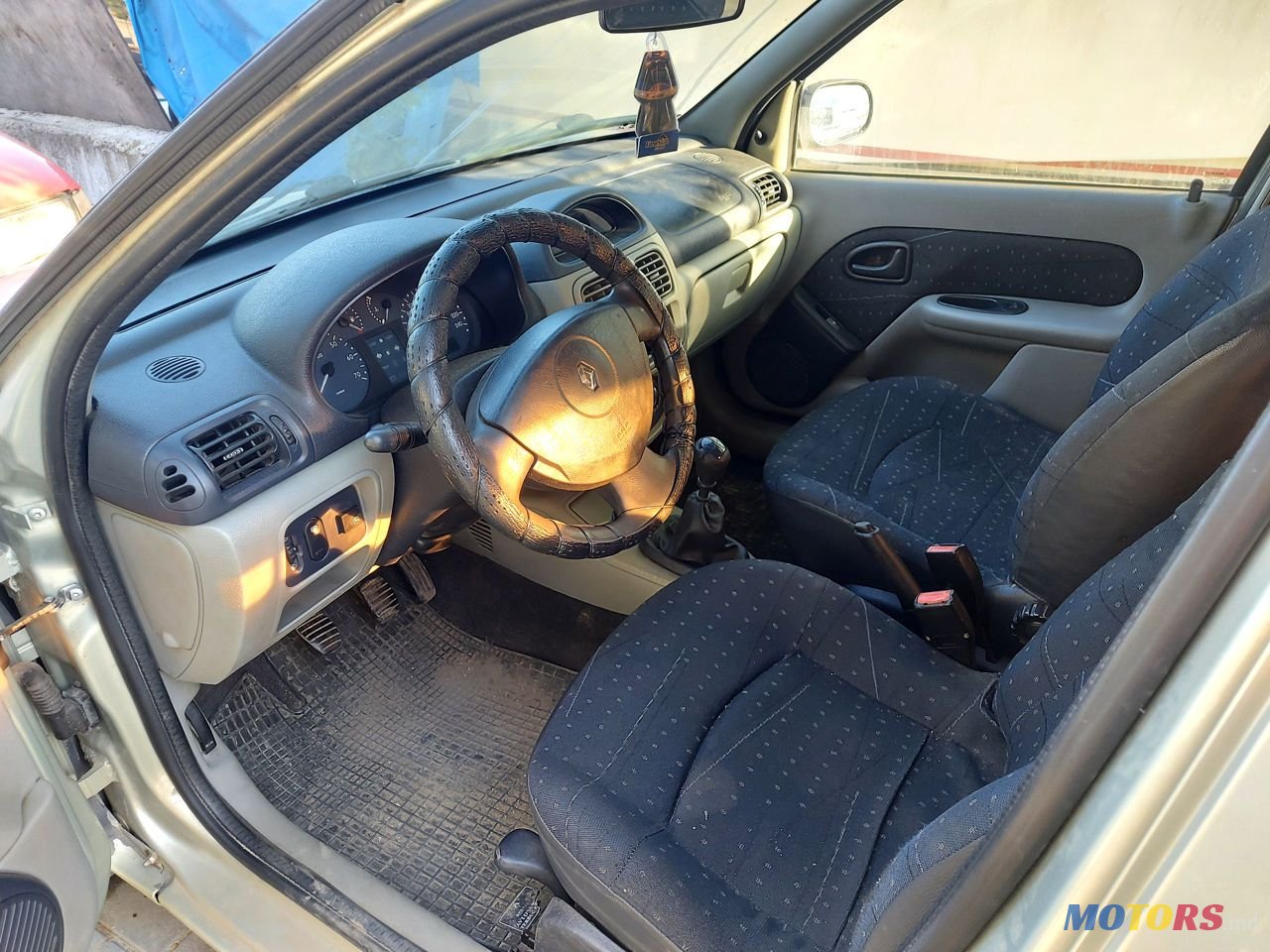 2005' Renault Thalia photo #4