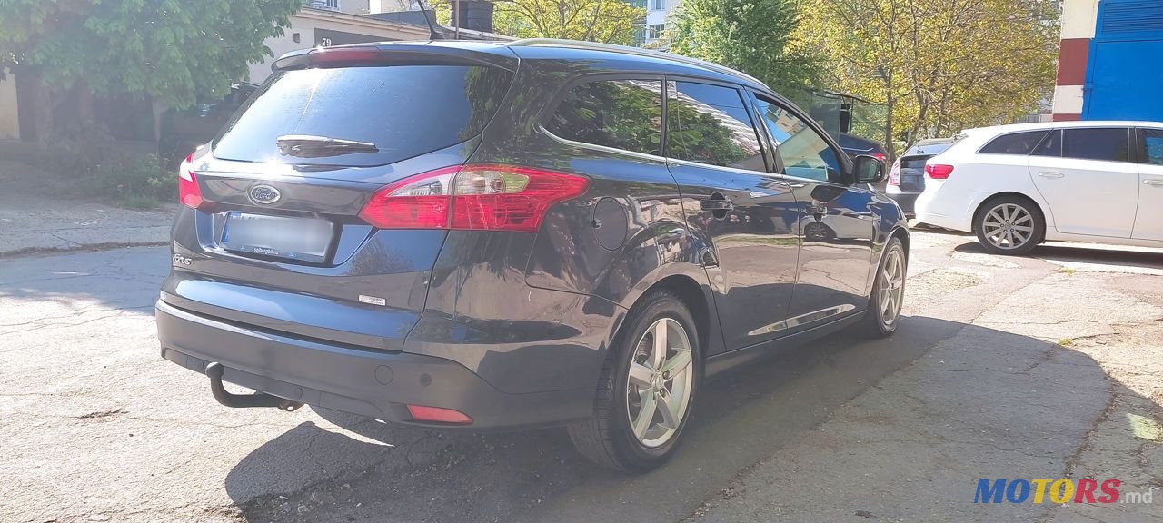 2012' Ford Focus photo #5