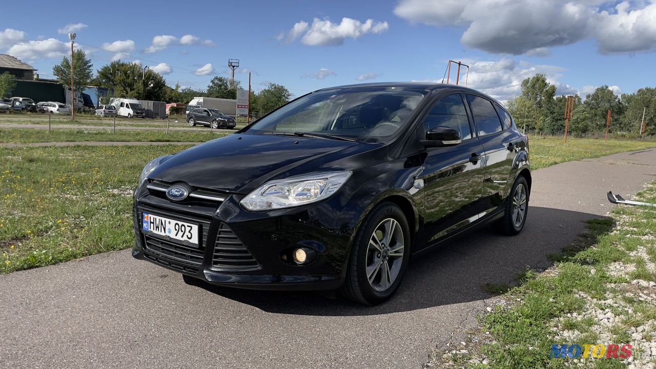 2013' Ford Focus photo #3