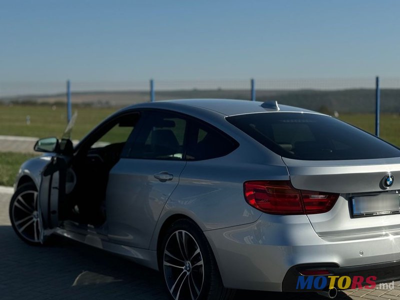 2015' BMW 3 Series Gran Turismo photo #5