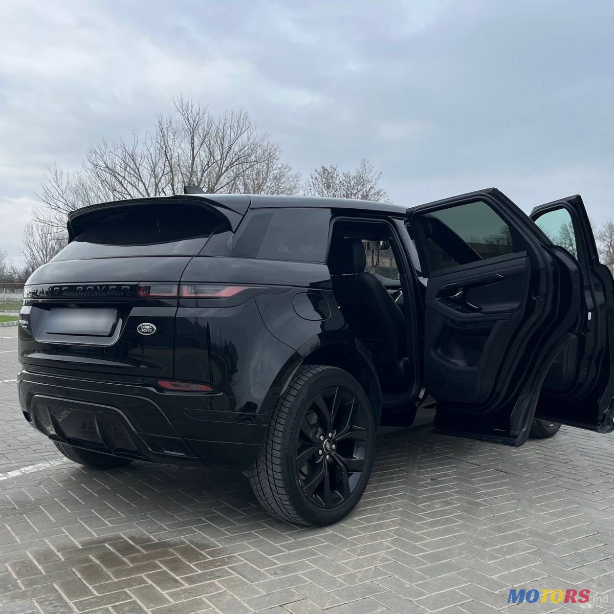2020' Land Rover Range Rover Evoque photo #2