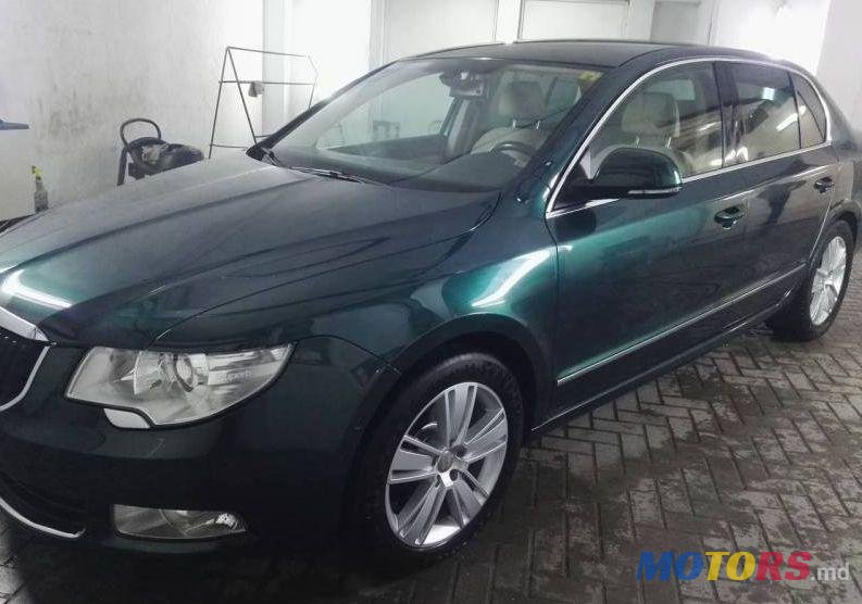 2010' Skoda Superb photo #1