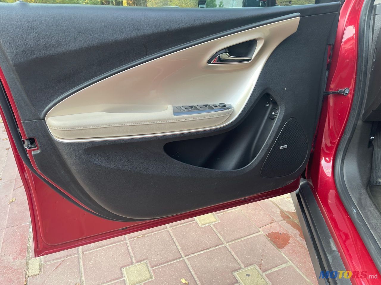 2012' Chevrolet Bolt photo #5