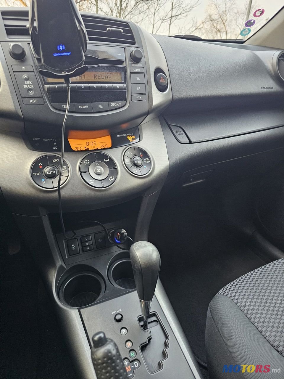 2011' Toyota RAV4 photo #5