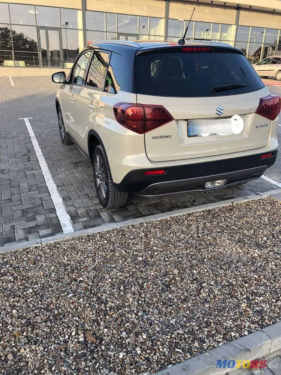 2021' Suzuki Vitara photo #4