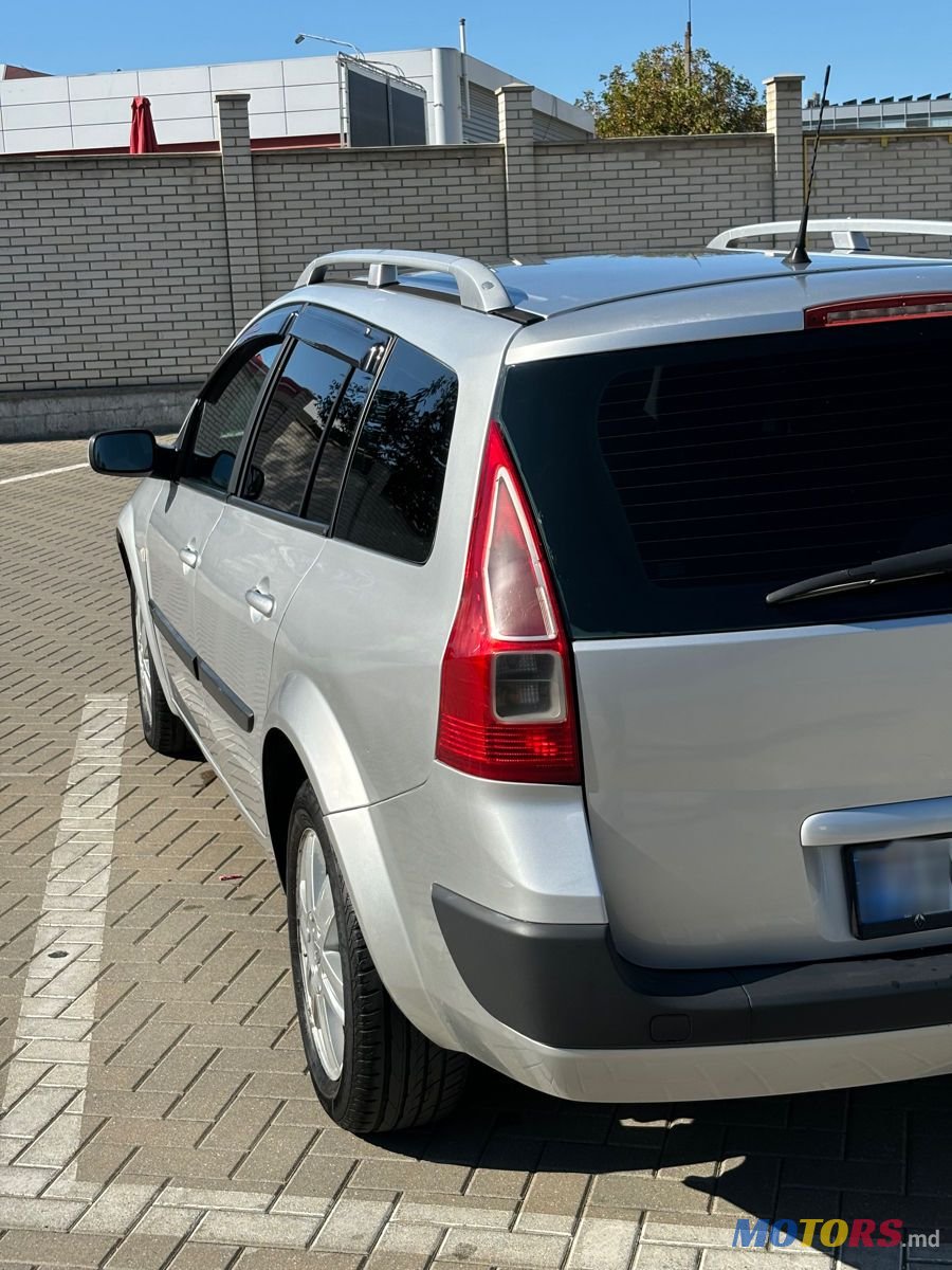 2005' Renault Megane photo #6