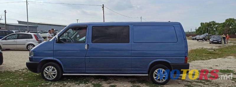 2001' Volkswagen Transporter photo #1