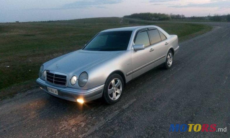 1997' Mercedes-Benz E photo #1