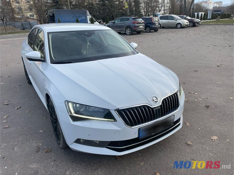 2016' Skoda Superb photo #1