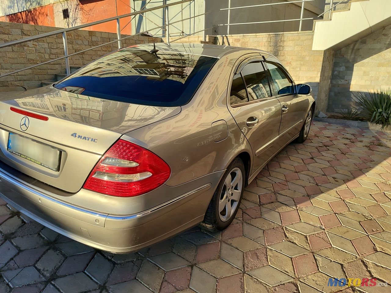 2005' Mercedes-Benz E-Class photo #6