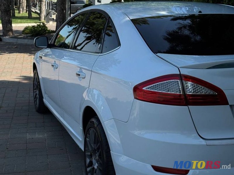 2009' Ford Mondeo photo #2