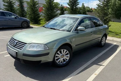2001' Volkswagen Passat