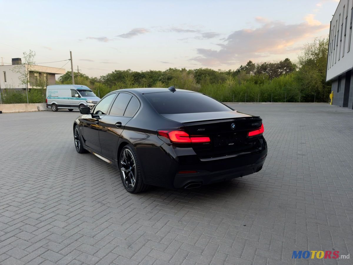 2021' BMW 5 Series photo #4