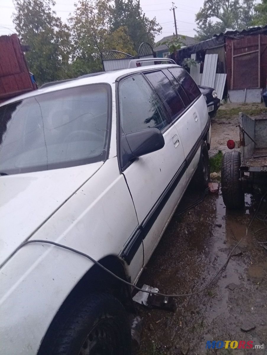 1994' Opel Omega photo #2