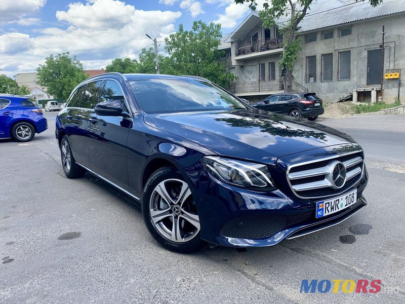 2018' Mercedes-Benz E Класс photo #2