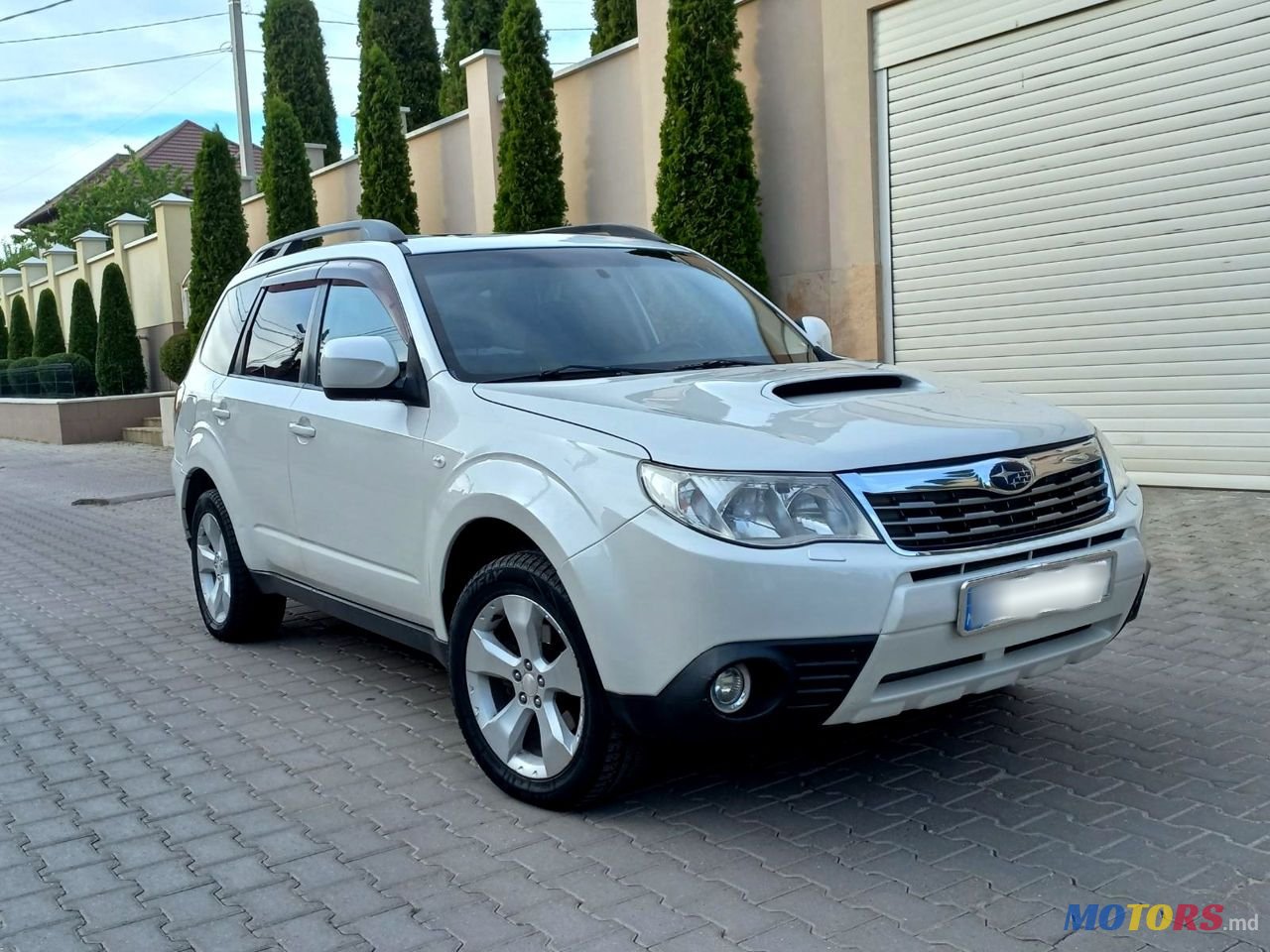 2010' Subaru Forester photo #4