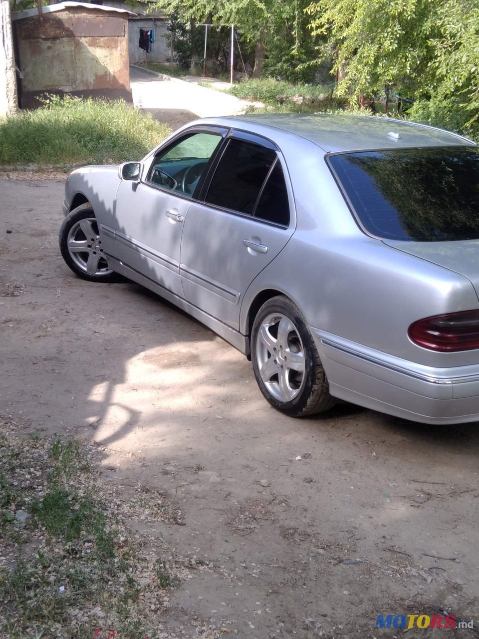 2001' Mercedes-Benz E-Class photo #1