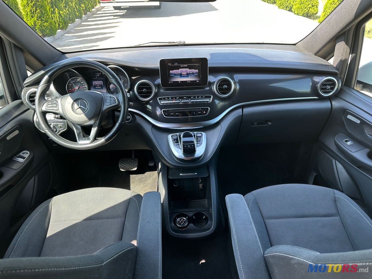 2017' Mercedes-Benz V Класс photo #6